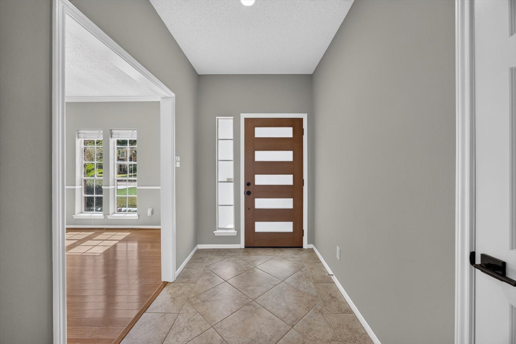 1013 Londonderry Avenue, Friendswood, TX 77546 1013 Londonderry Avenue, Friendswood, TX 77546
