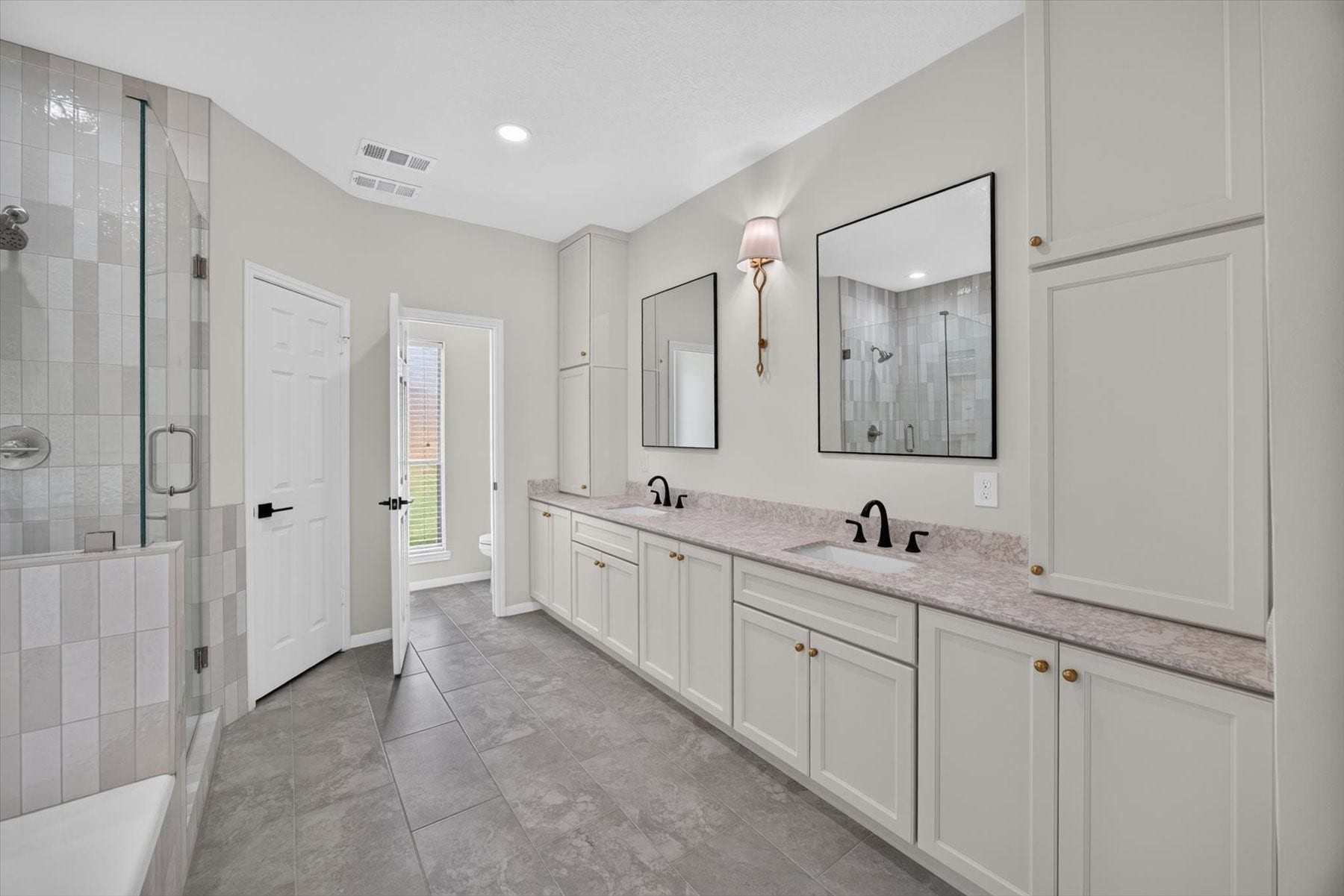 1013 Londonderry Avenue, Friendswood, TX 77546 1013 Londonderry Avenue, Friendswood, TX 77546