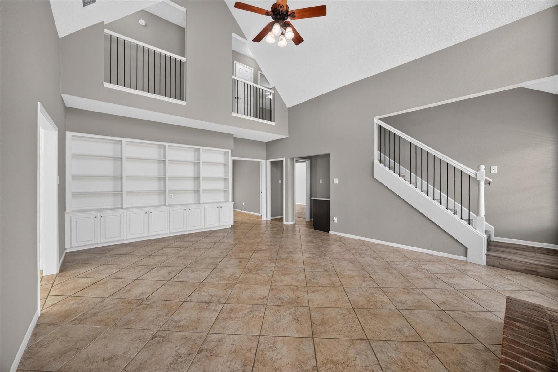 1013 Londonderry Avenue, Friendswood, TX 77546 1013 Londonderry Avenue, Friendswood, TX 77546