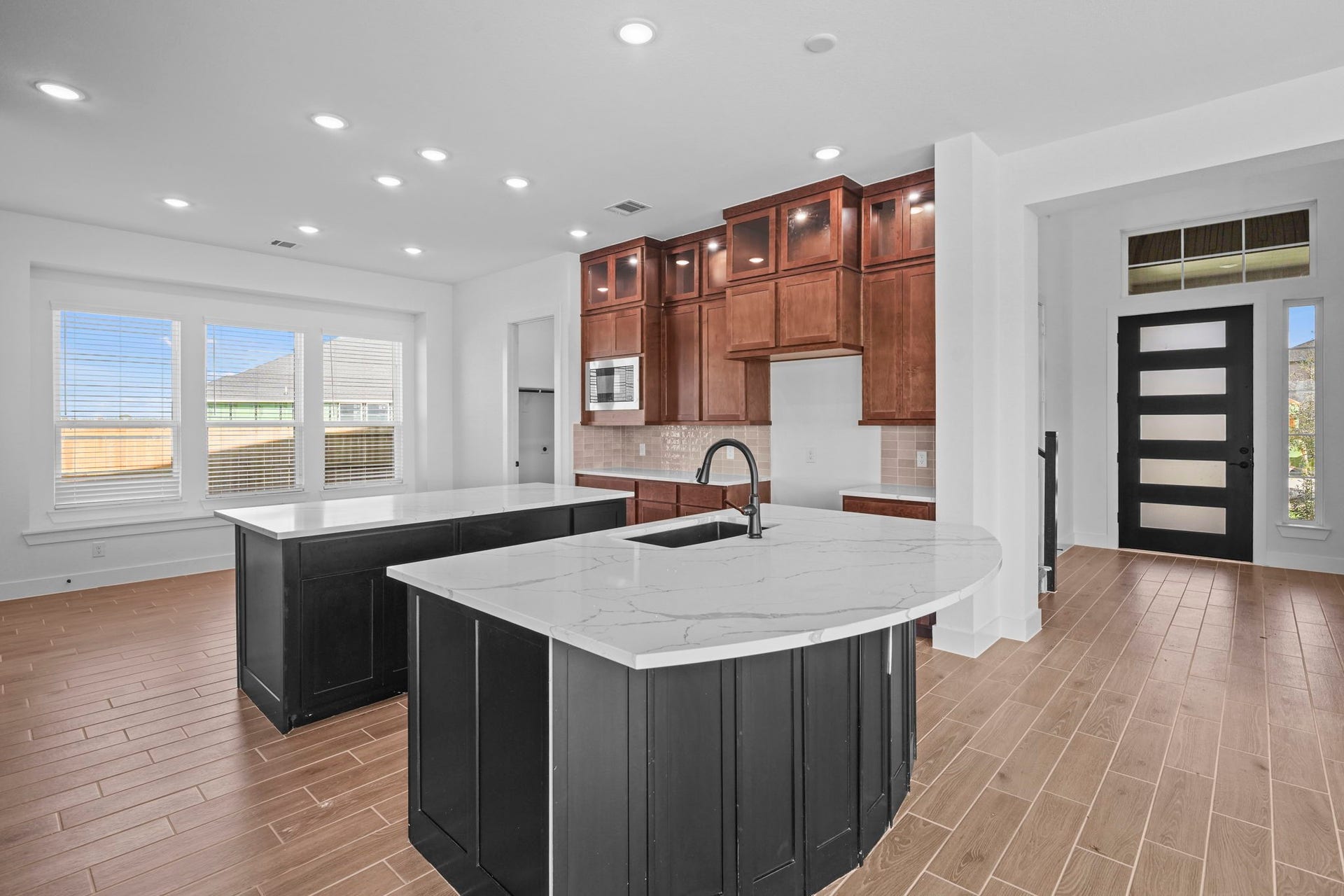 12325 Radnor Drive, Texas City, TX 77591 12325 Radnor Drive, Texas City, TX 77591