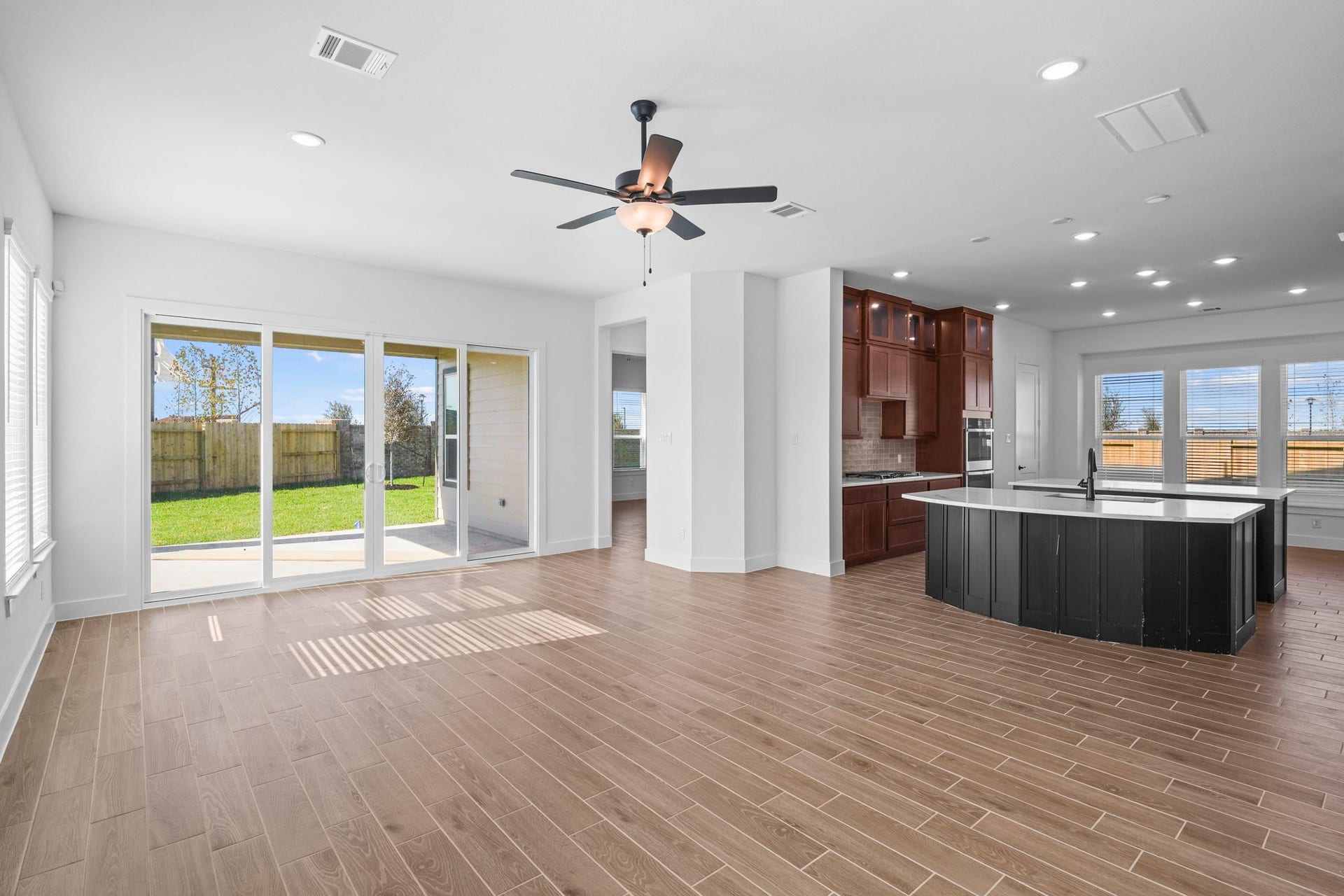 12325 Radnor Drive, Texas City, TX 77591 12325 Radnor Drive, Texas City, TX 77591