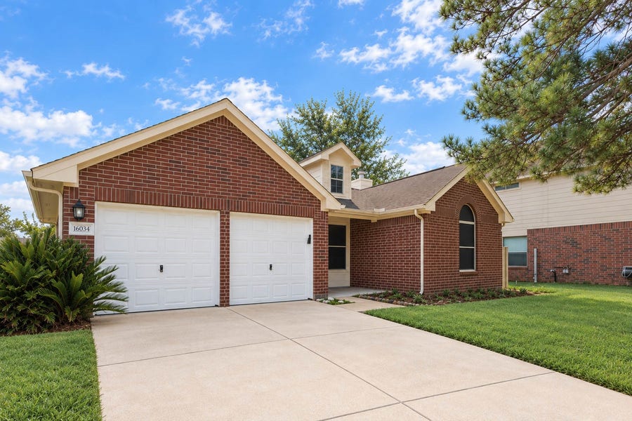 Property photo for 6034 Coventry Falls, Houston, TX