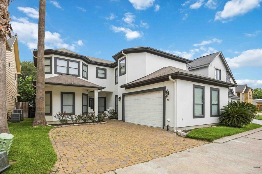 Property photo for 1477 Silverado Drive, Houston, TX