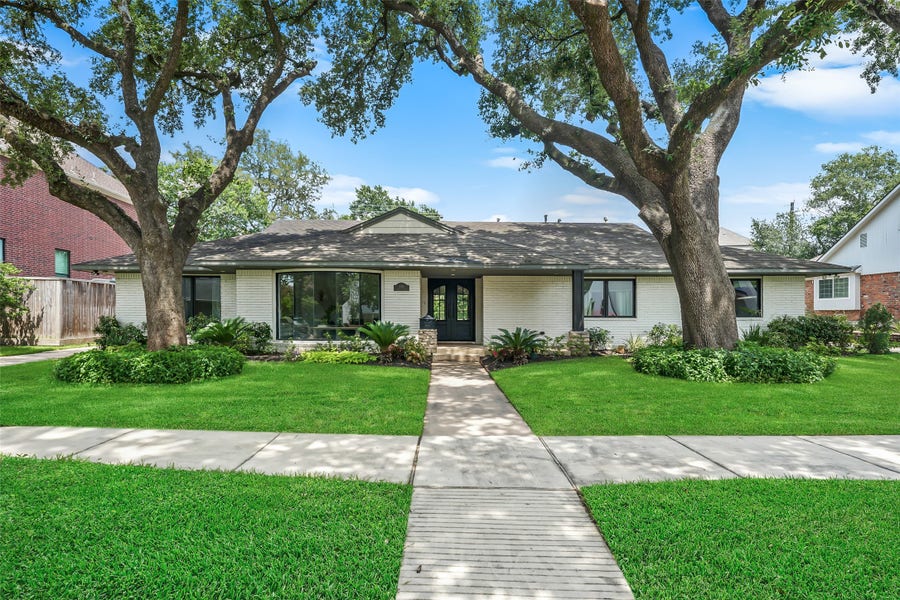Property photo for 9411 Endicott Lane, Houston, TX