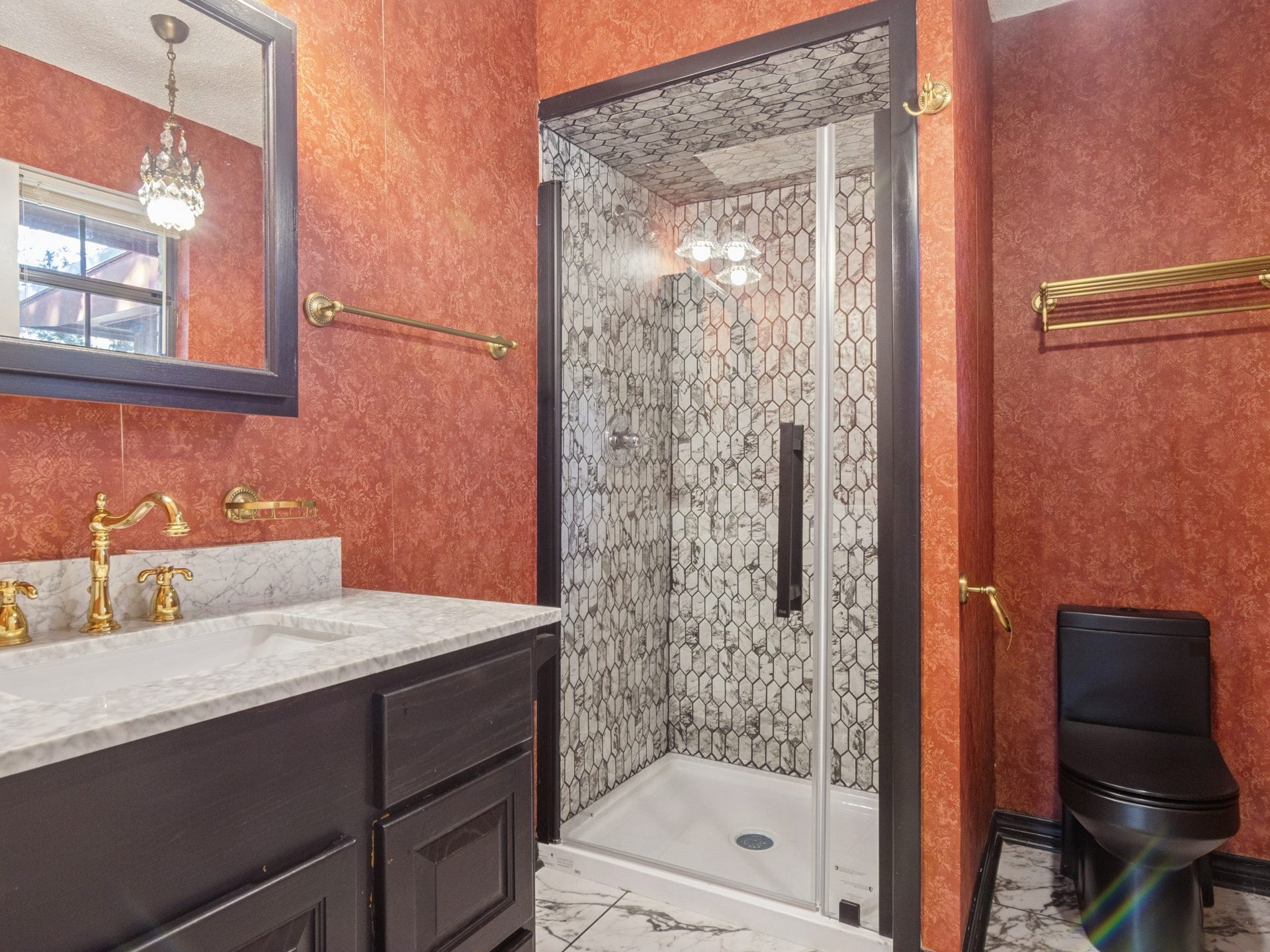 4430 Spears Road, #CR872, Manvel, TX 77578 Primary Bathroom