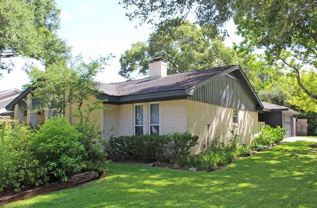 15435 Torry Pines Road, Houston, TX 77062 15435 Torry Pines Road, Houston, TX 77062