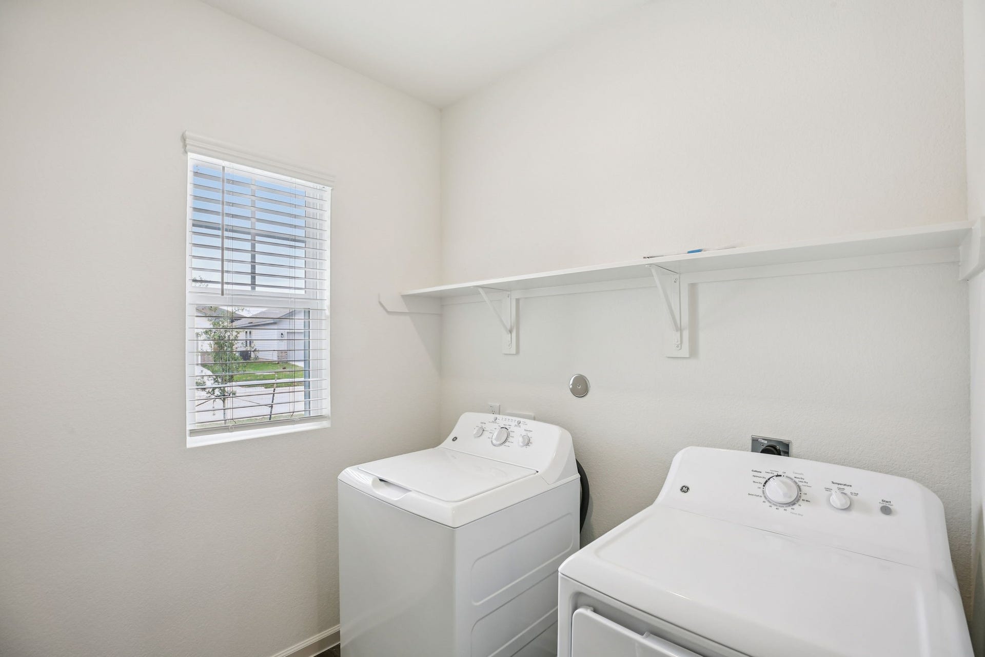 2210 Blue Mariner Path, Dickinson, TX 77539 representative photo
