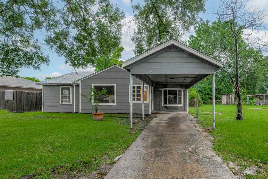 Property photo for 4906 Larkspur Street, Houston, TX