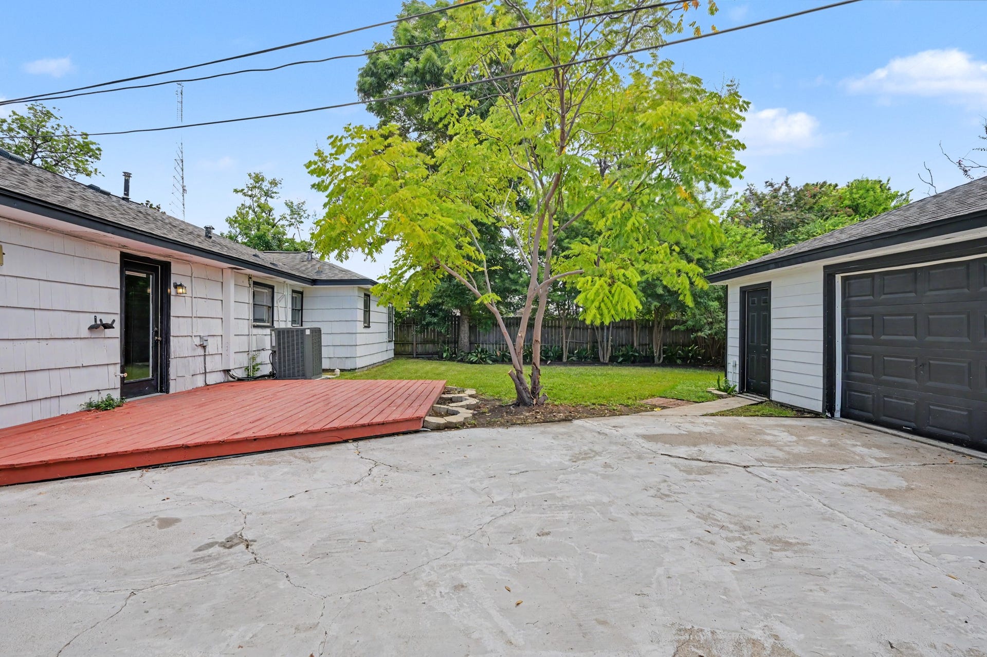 9613 Westview Drive, Houston, TX 77055 Backyard