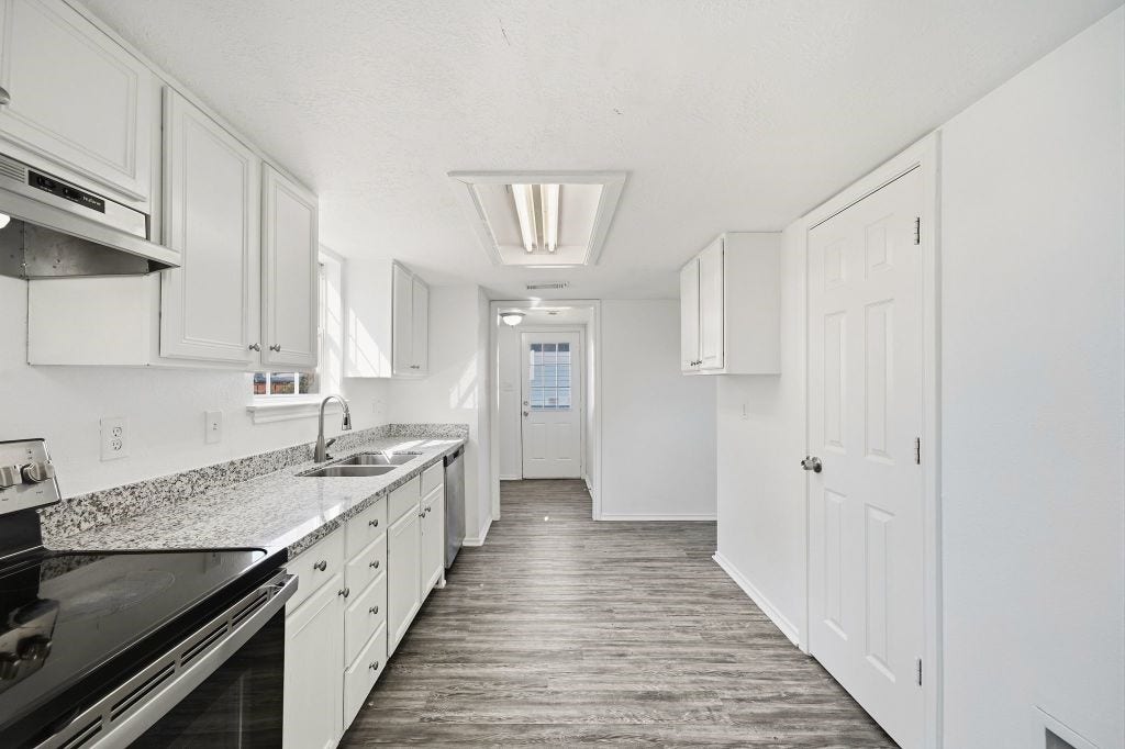 717 Red Oak Avenue, Crosby, TX 77532 717 Red Oak Avenue, Crosby, TX 77532