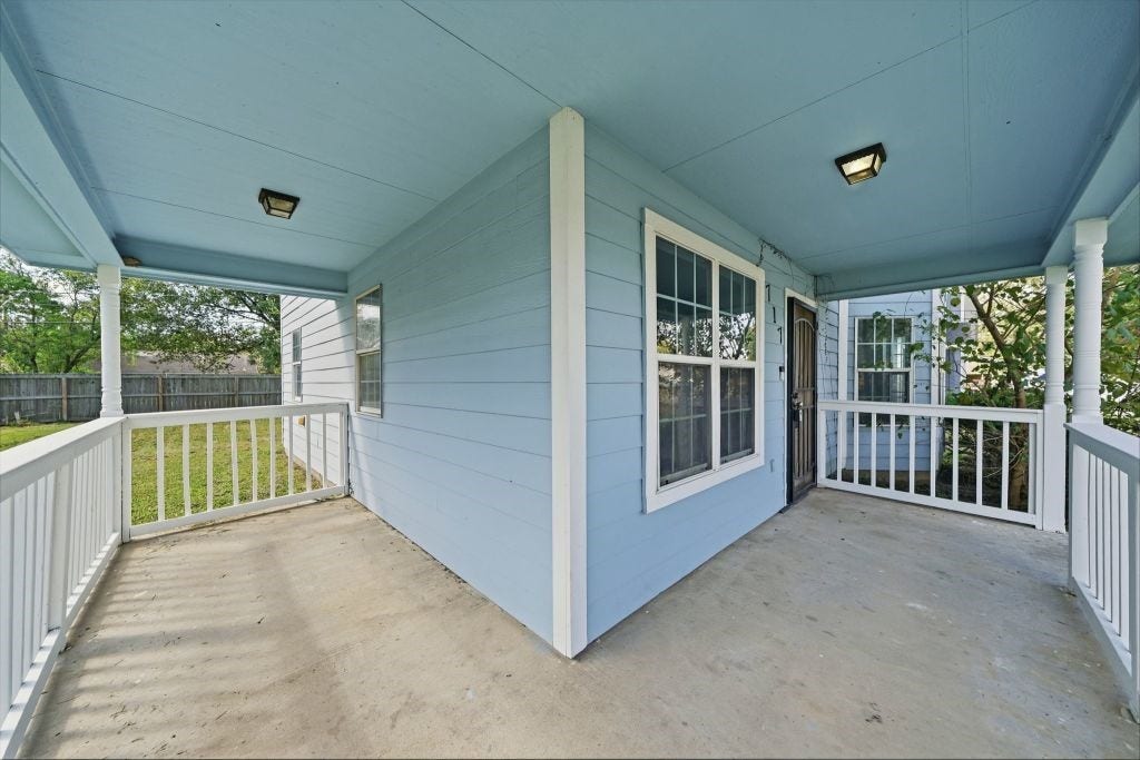 717 Red Oak Avenue, Crosby, TX 77532 717 Red Oak Avenue, Crosby, TX 77532