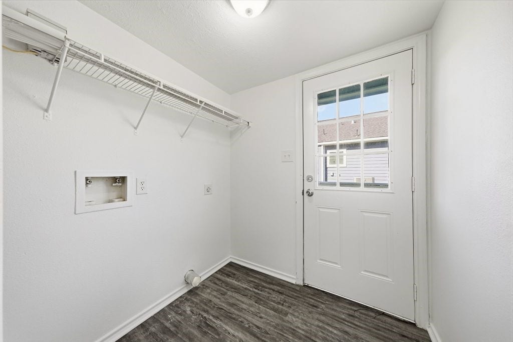 717 Red Oak Avenue, Crosby, TX 77532 717 Red Oak Avenue, Crosby, TX 77532