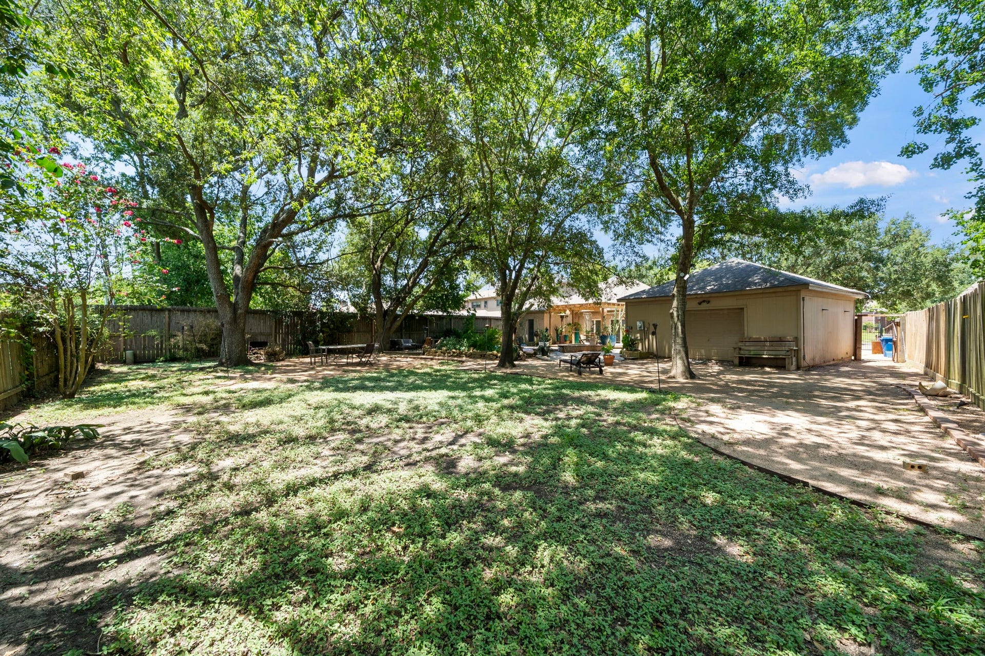 11807 Carriage Hill Drive, Houston, TX 77077 Backyard / Greenspace