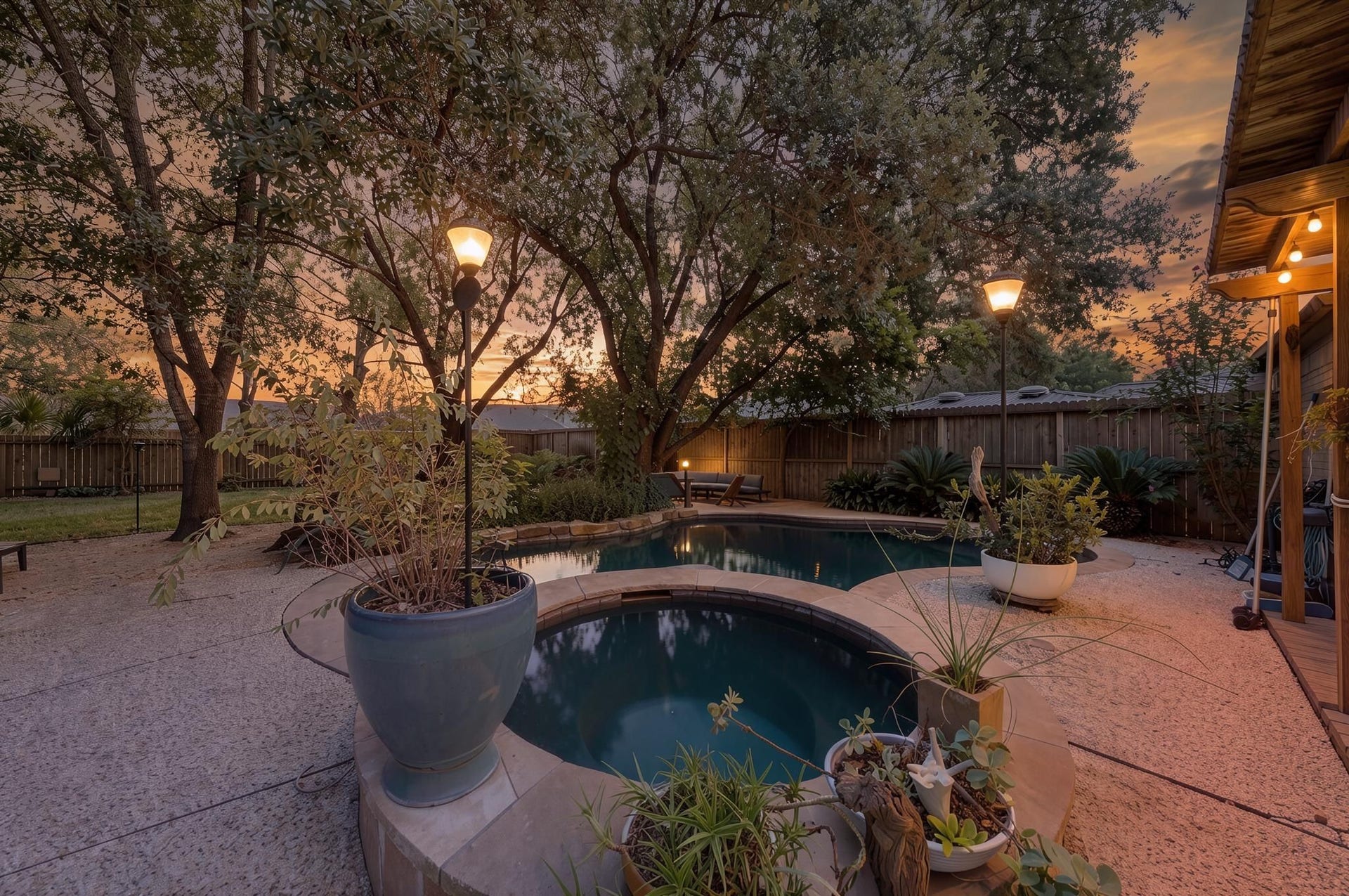 11807 Carriage Hill Drive, Houston, TX 77077 Pool