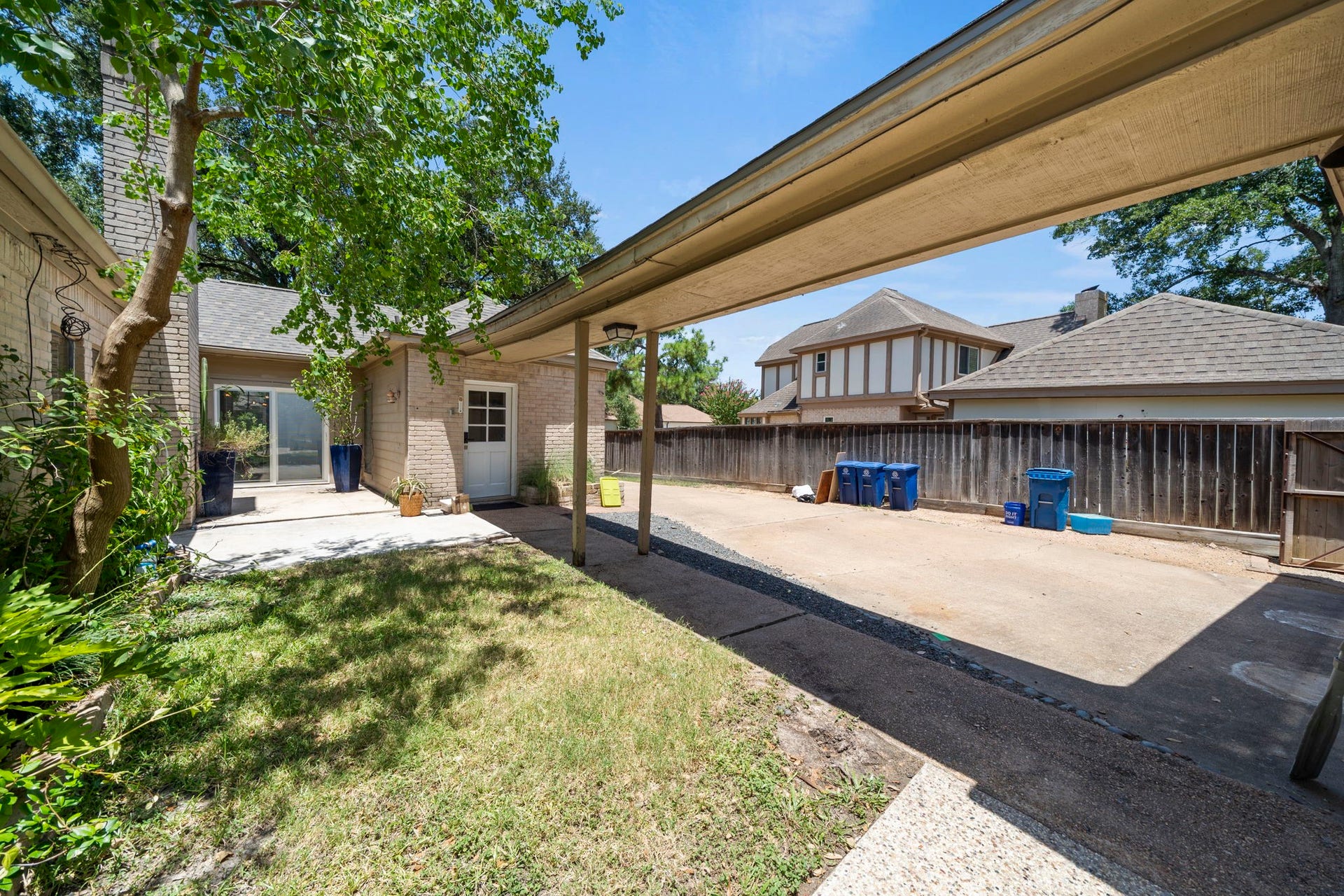 11807 Carriage Hill Drive, Houston, TX 77077 Driveway / Back of the home