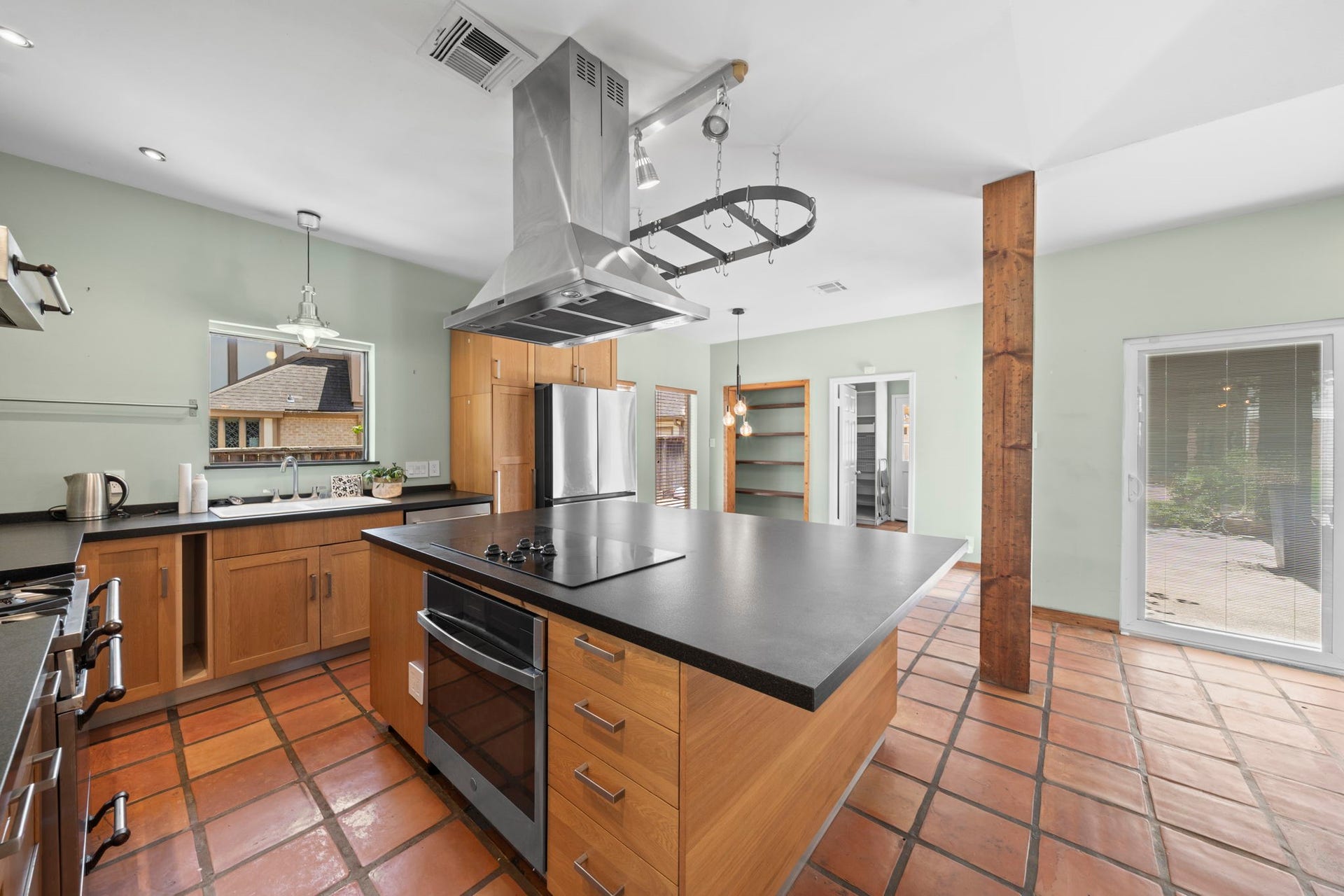 11807 Carriage Hill Drive, Houston, TX 77077 Kitchen