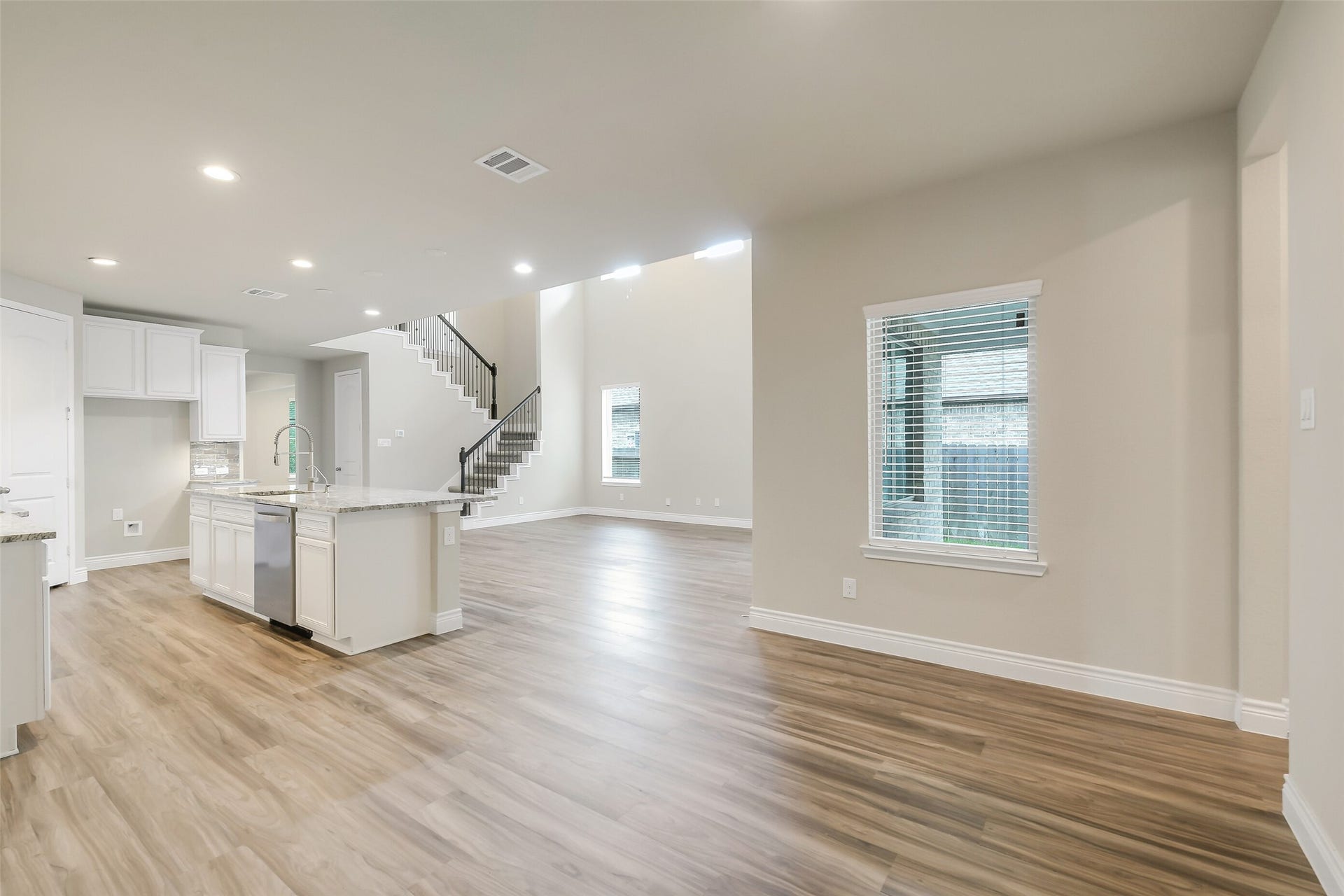25526 Pinyon Hill Trail, Tomball, TX 77375 25526 Pinyon Hill Trail, Tomball, TX 77375