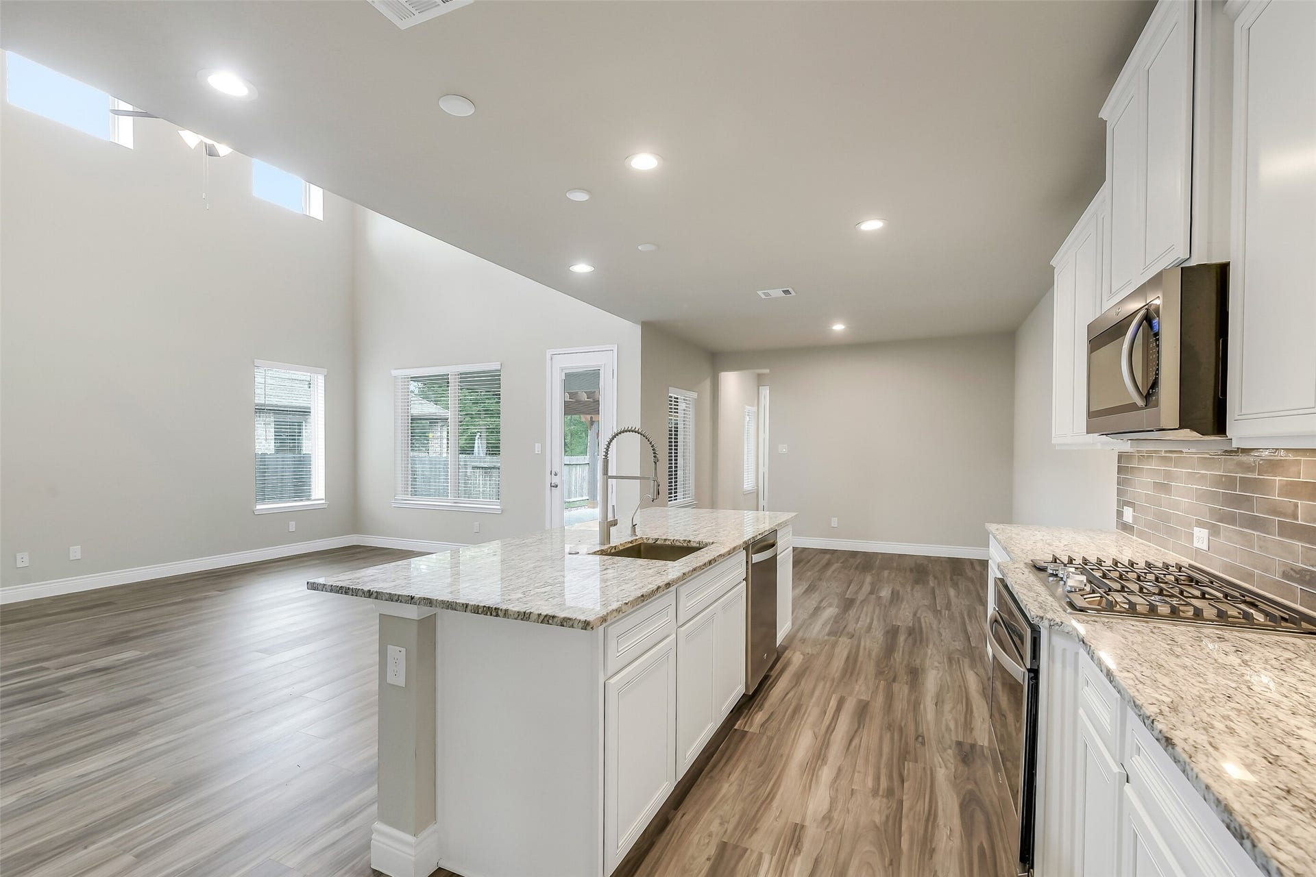 25526 Pinyon Hill Trail, Tomball, TX 77375 25526 Pinyon Hill Trail, Tomball, TX 77375