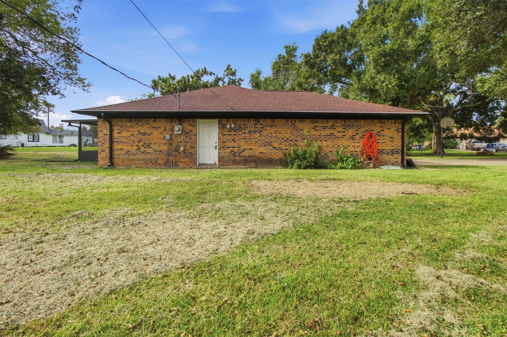 110 S Bow Drive, Jones Creek, TX 77541 110 S Bow Drive, Jones Creek, TX 77541