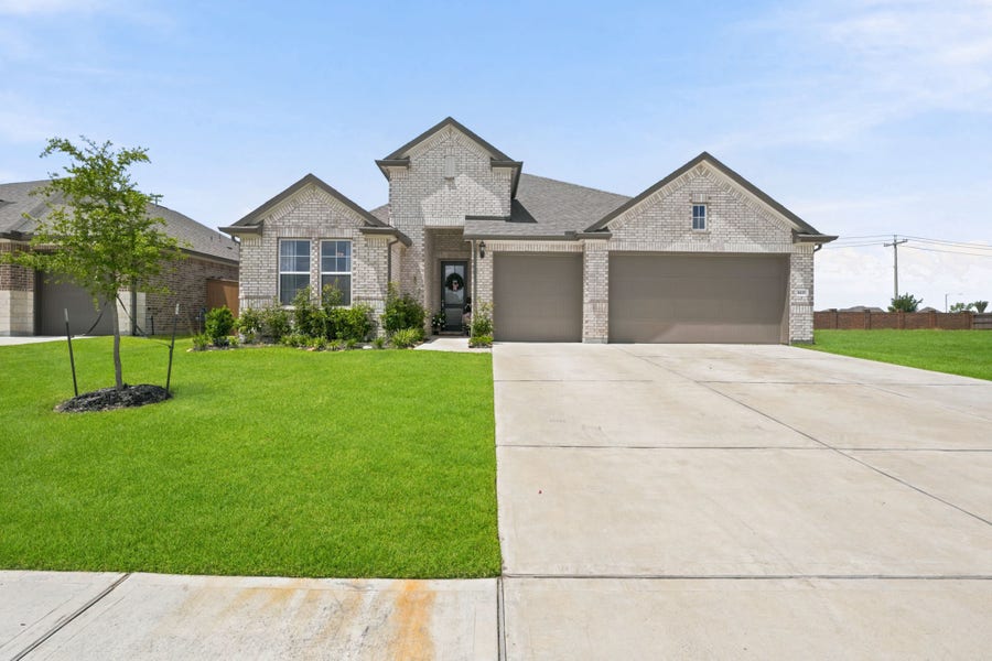 Property photo for 3227 Hidden Mist Drive, Texas City, TX