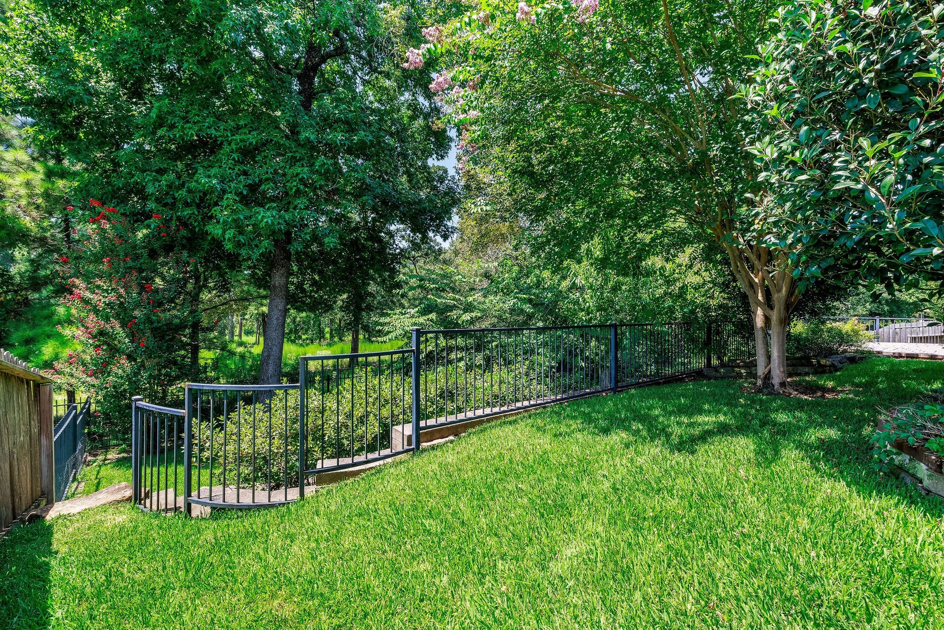 3573 Falcon Way, Conroe, TX 77304 3573 Falcon Way, Conroe, TX 77304