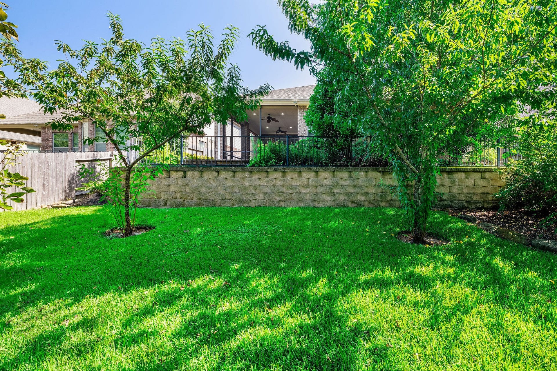 3573 Falcon Way, Conroe, TX 77304 3573 Falcon Way, Conroe, TX 77304
