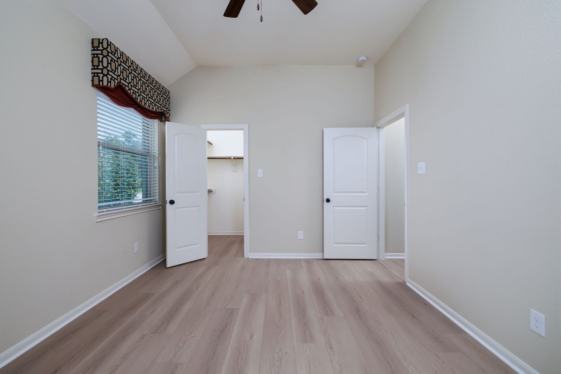 3573 Falcon Way, Conroe, TX 77304 3573 Falcon Way, Conroe, TX 77304