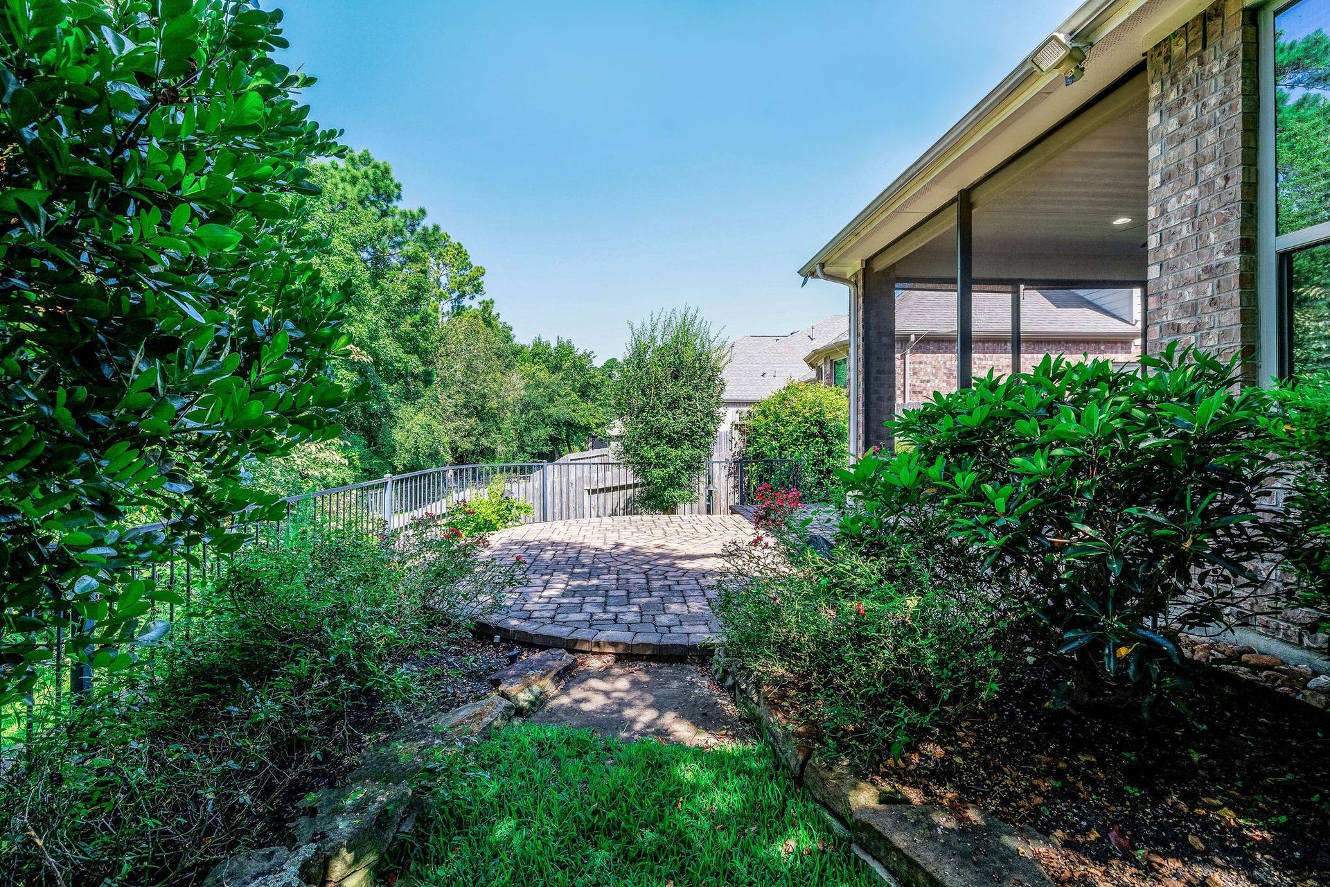 3573 Falcon Way, Conroe, TX 77304 3573 Falcon Way, Conroe, TX 77304