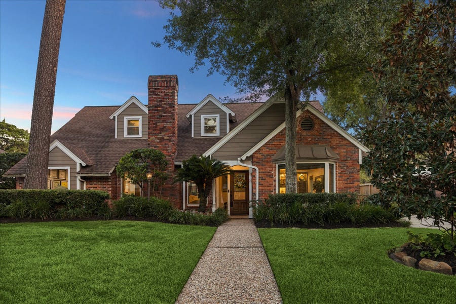 Property photo for 13723 Taylorcrest Road, Houston, TX