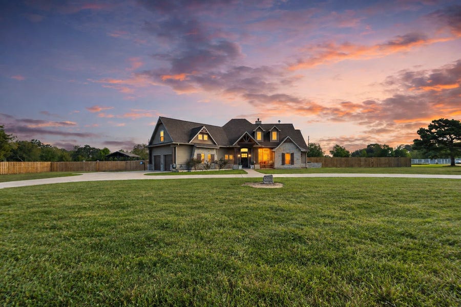 Property photo for 2210 Blue Jay Way, Pattison, TX