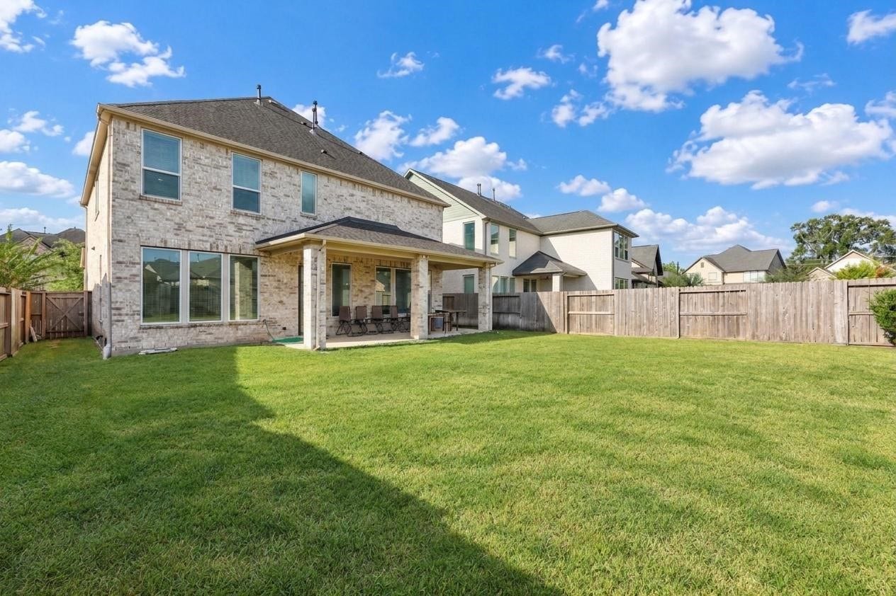 13211 Terania Cliff Trace, Houston, TX 77059 13211 Terania Cliff Trace, Houston, TX 77059