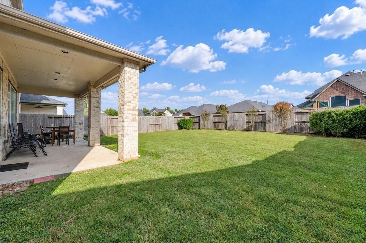 13211 Terania Cliff Trace, Houston, TX 77059 13211 Terania Cliff Trace, Houston, TX 77059