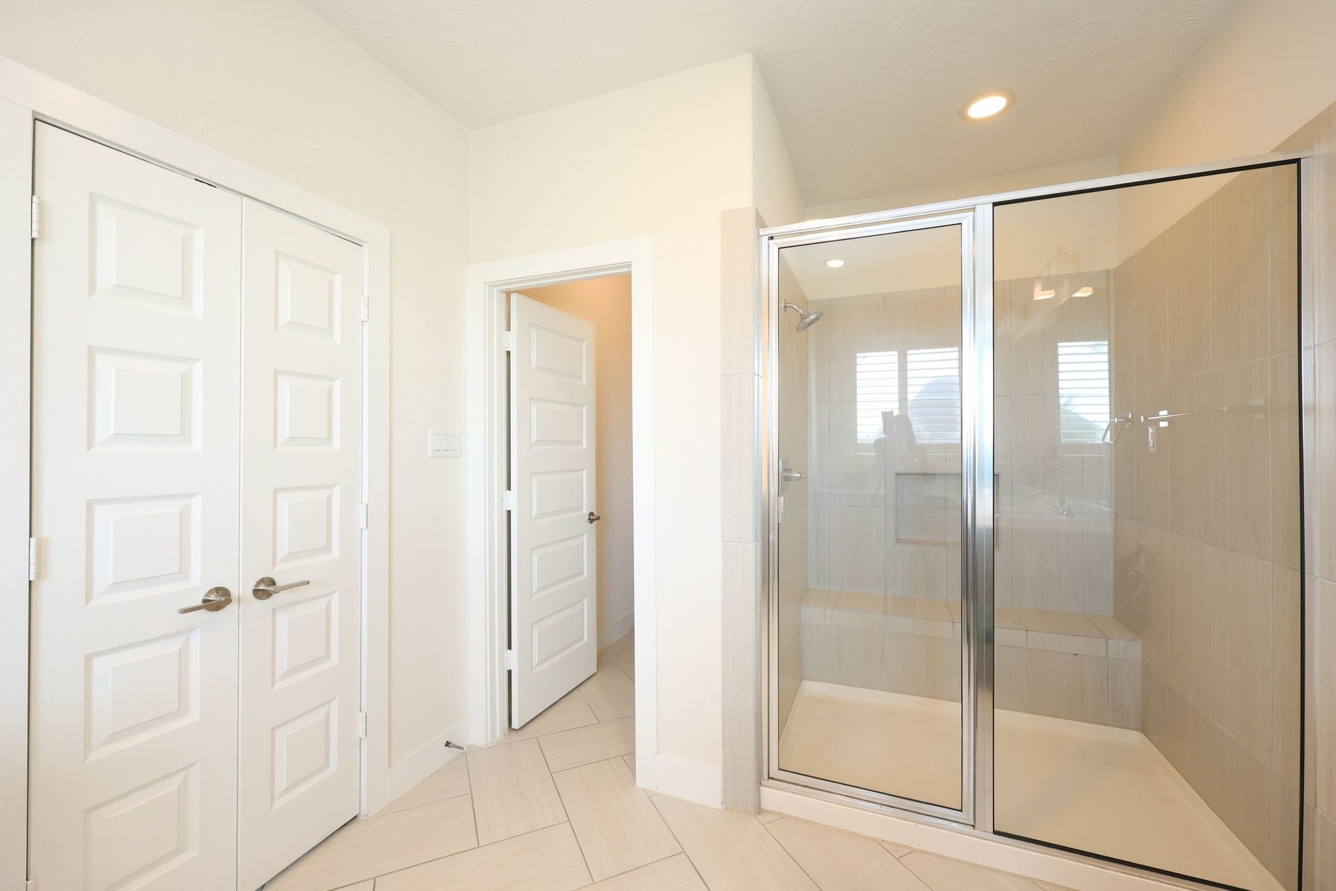 13211 Terania Cliff Trace, Houston, TX 77059 13211 Terania Cliff Trace, Houston, TX 77059