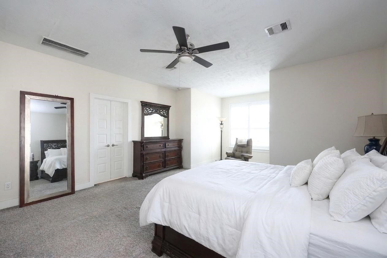 13211 Terania Cliff Trace, Houston, TX 77059 13211 Terania Cliff Trace, Houston, TX 77059