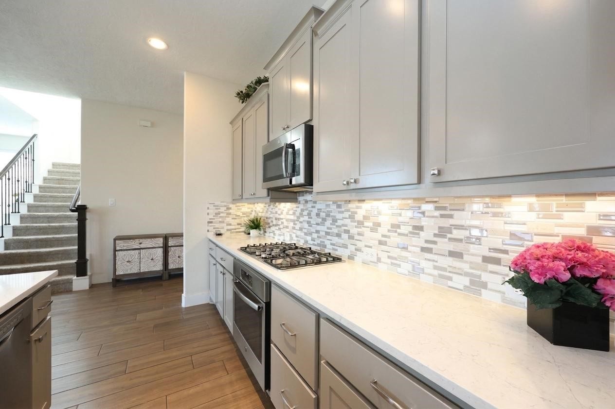 13211 Terania Cliff Trace, Houston, TX 77059 13211 Terania Cliff Trace, Houston, TX 77059