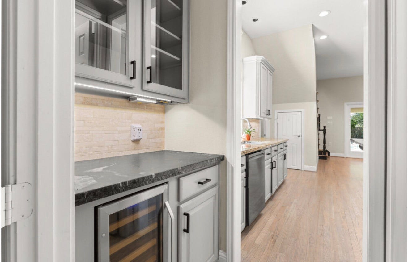 2831 Hazy Hillside Court, Houston, TX 77345 Wine fridge in coffee nook
