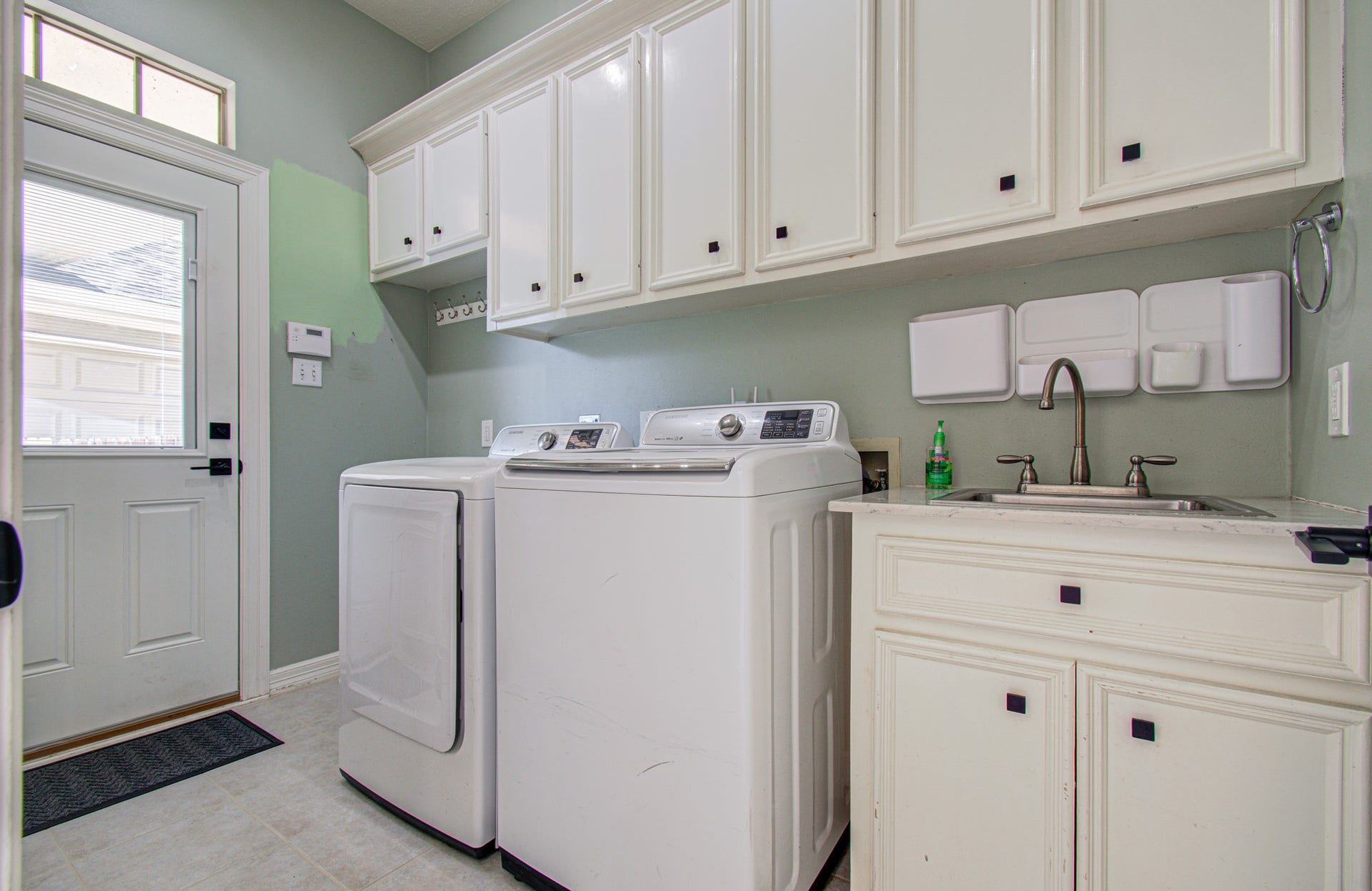 20007 Polly Creek Way, Katy, TX 77450 Laundry Room - Washer and Dryer Included