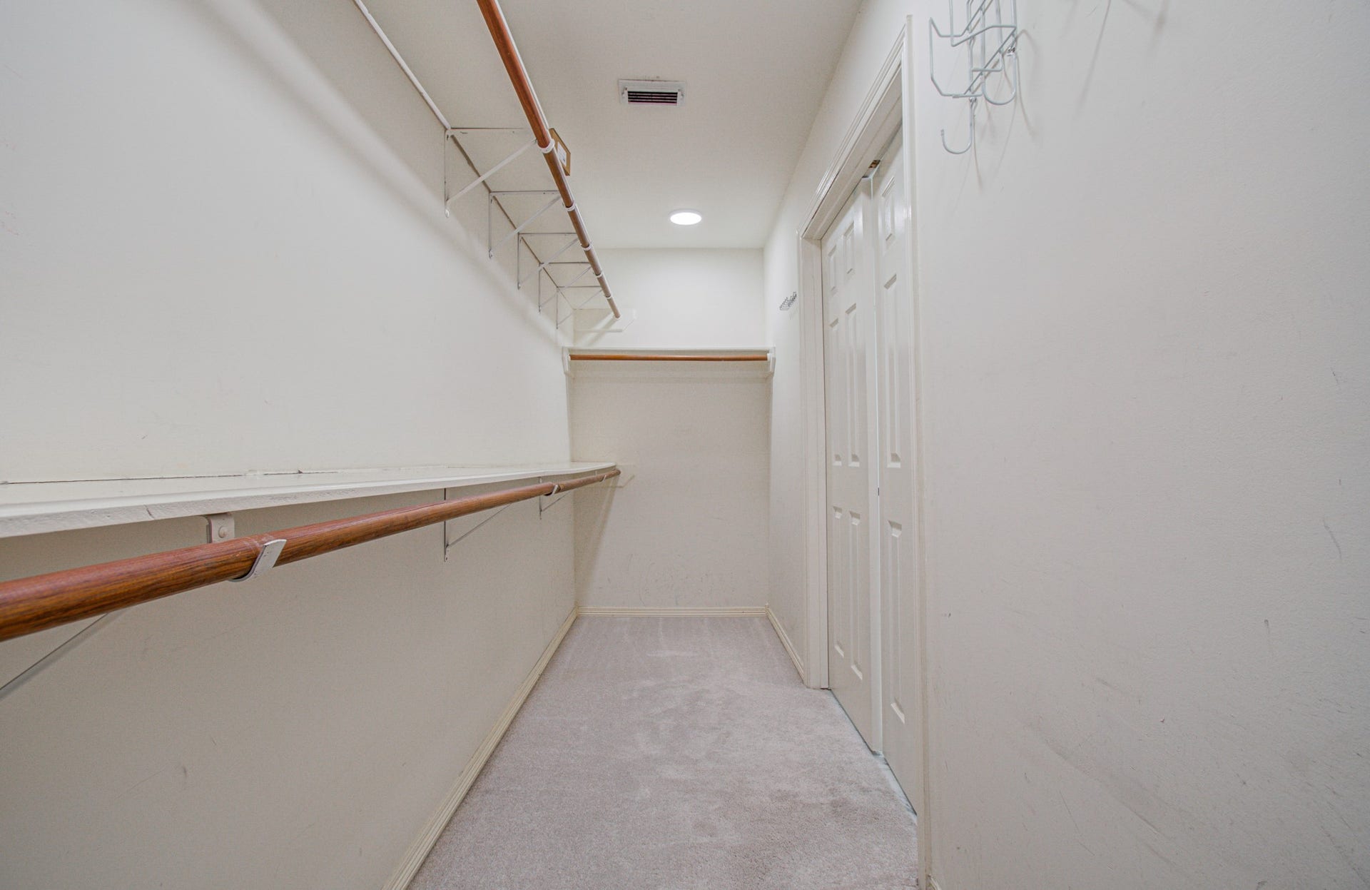 20007 Polly Creek Way, Katy, TX 77450 Walk-In Master Closet