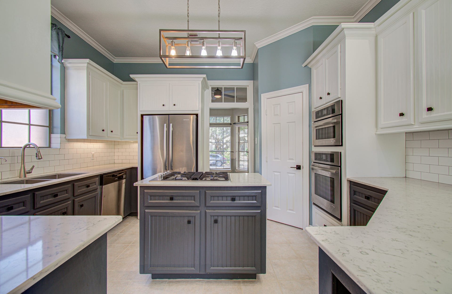 20007 Polly Creek Way, Katy, TX 77450 Beautiful Updated Island Kitchen