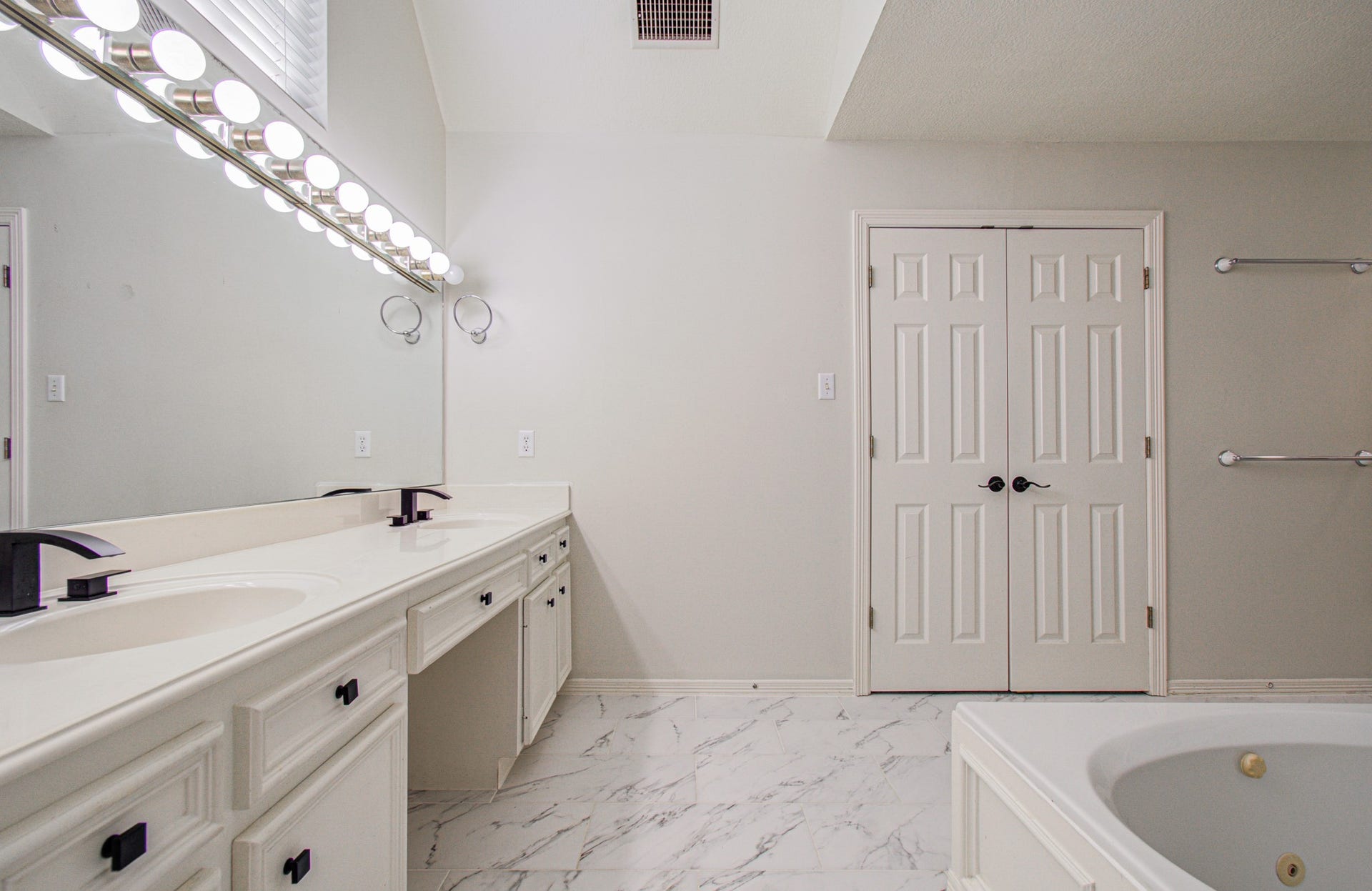 20007 Polly Creek Way, Katy, TX 77450 20007 Polly Creek Way, Katy, TX 77450