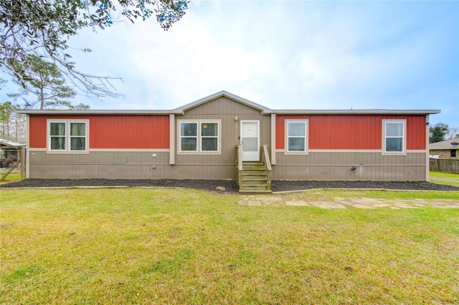 Property photo for 2923 County Road 292, Alvin, TX