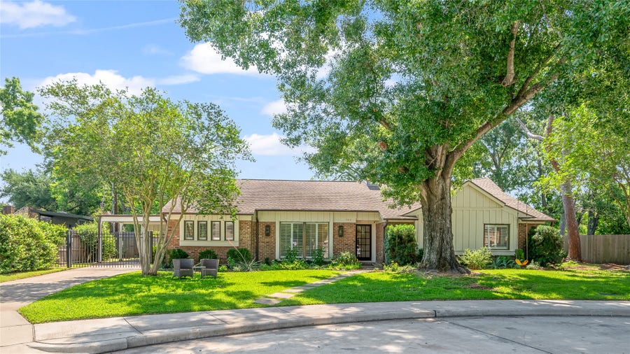Property photo for 7815 Fairdale Lane, Houston, TX