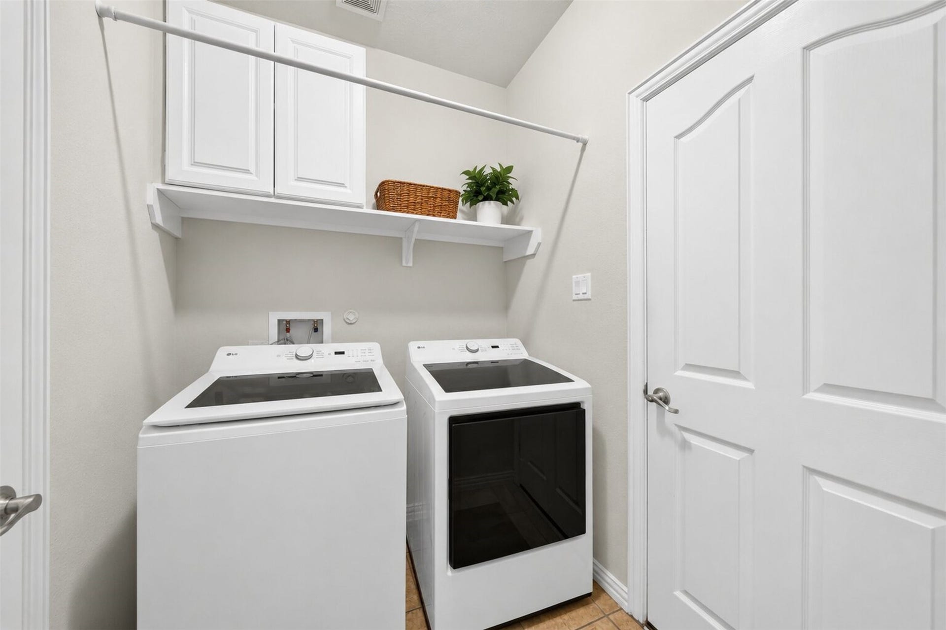 2622 Key West Drive, Katy, TX 77493 2622 Key West Drive, Katy, TX 77493