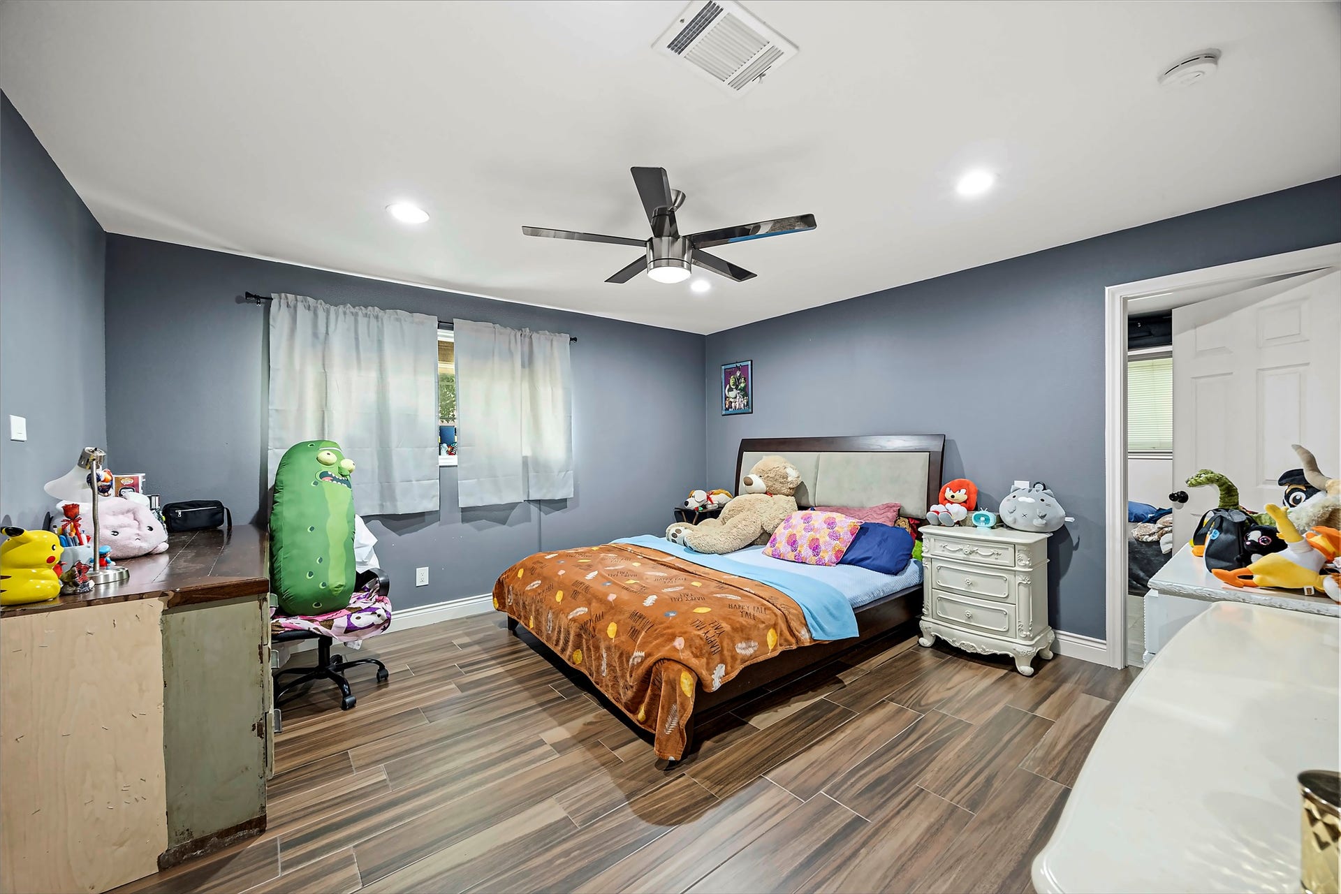 2127 Maurine Street, Houston, TX 77039 Room #1