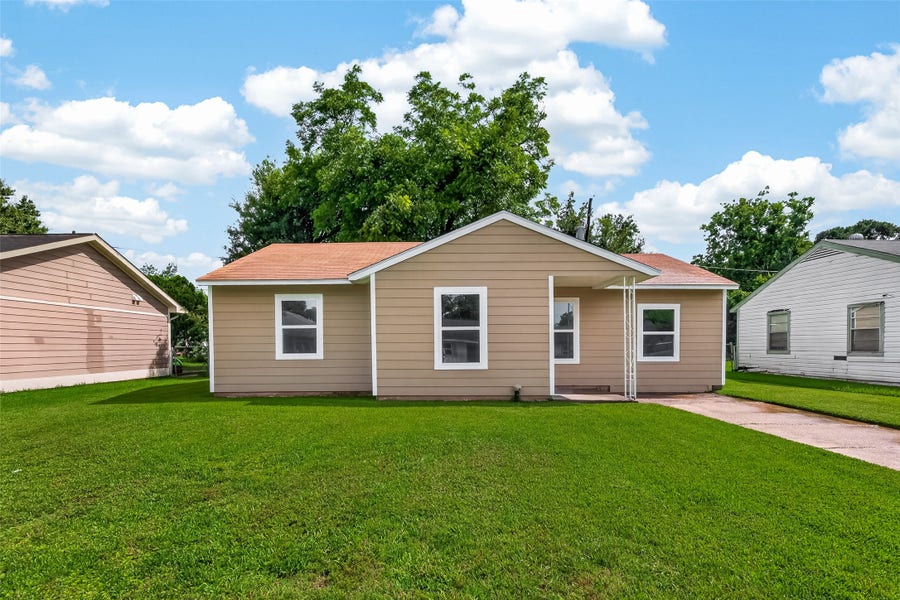Property photo for 3922 Alsace Street, Houston, TX