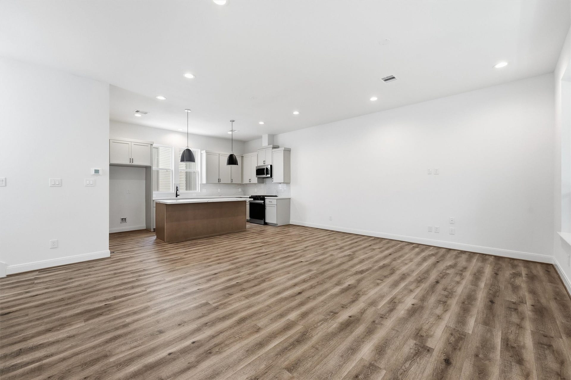 4834 Pinemont Drive, Houston, TX 77092 Living + Dining