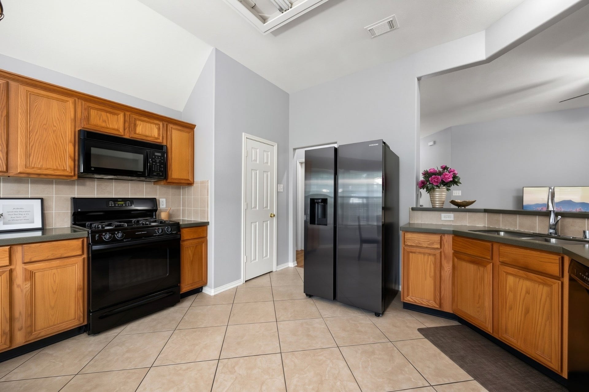 4807 Lake Wichita Lane, Richmond, TX 77407 4807 Lake Wichita Lane, Richmond, TX 77407
