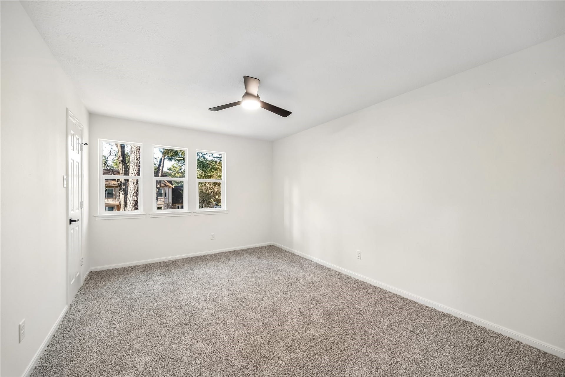 3430 Sycamore Shadows Drive, Kingwood, TX 77339 Secondary bedroom
