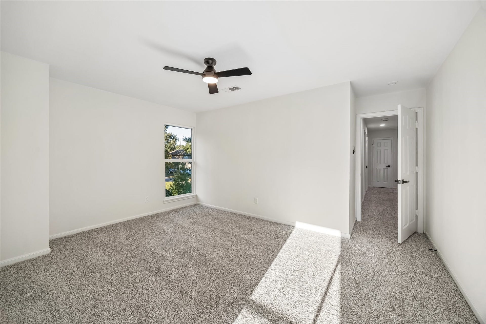 3430 Sycamore Shadows Drive, Kingwood, TX 77339 Secondary bedroom