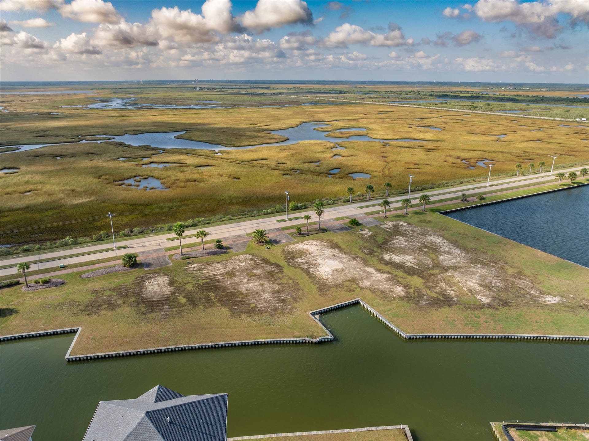 43 Shell Key, Hitchcock, TX 77563 43 Shell Key, Hitchcock, TX 77563